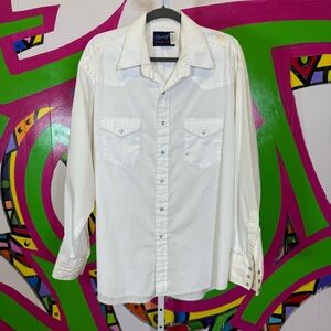 Vintage Wrangler, Pearl Snap White Shirt. Size XL 17.5-36. Good used condition!